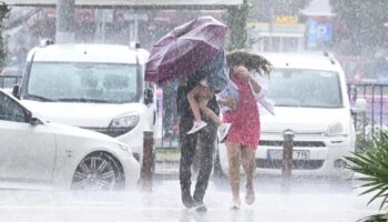 meteoroloji uyardi cok siddetli yagacak bu illerde yasayanlar dikkat ybMnl4Hy