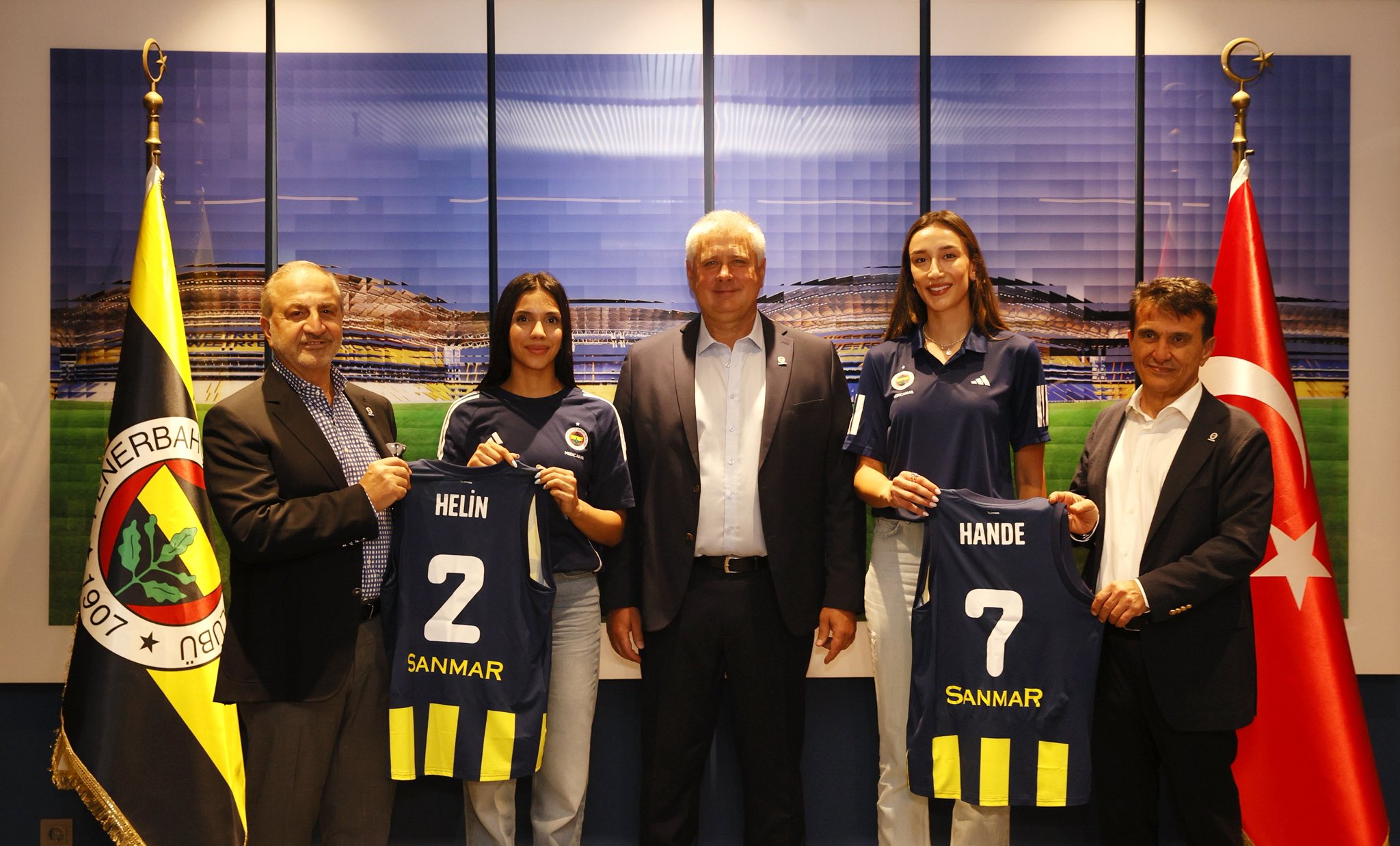 milli yildiz fenerbahceye imzayi atti ilk aciklama 0 W9bZWM3w