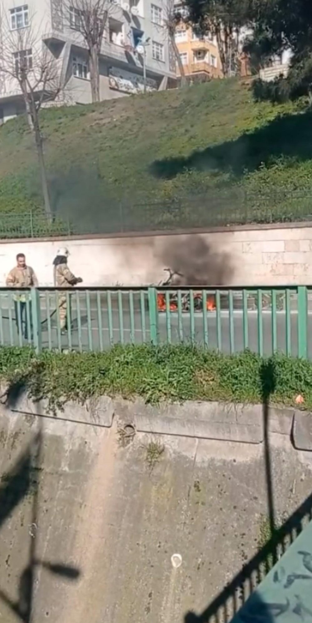 motosiklet alev topuna dondu 4 RetAuyIN