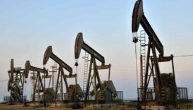 o ilimizde nehir gibi akan petrol bulundu arac sahiplerini korku sardi b59Y6BgZ