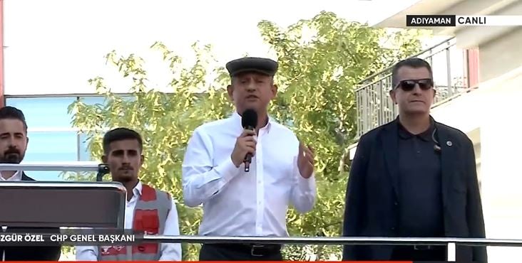 ozgur ozel cikin karsimiza hodri meydan diyerek acikladi tsUnAVSe