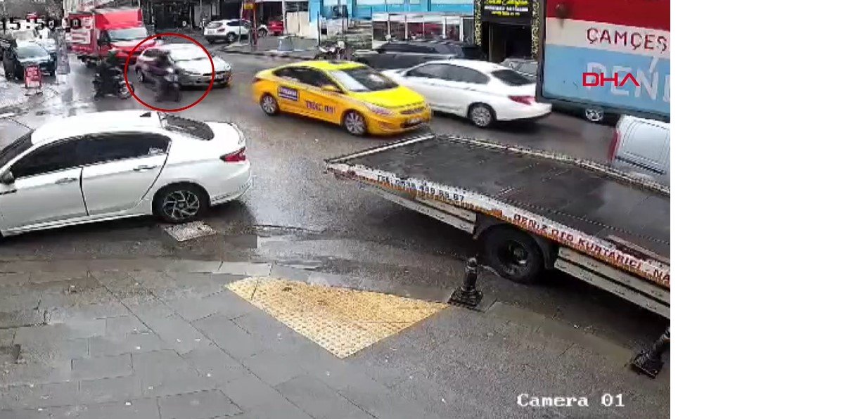 pendikte aracini motokuryenin ustune surmustu surucunun ifadesi hayrete dusurdu 0 UWUtyPX7