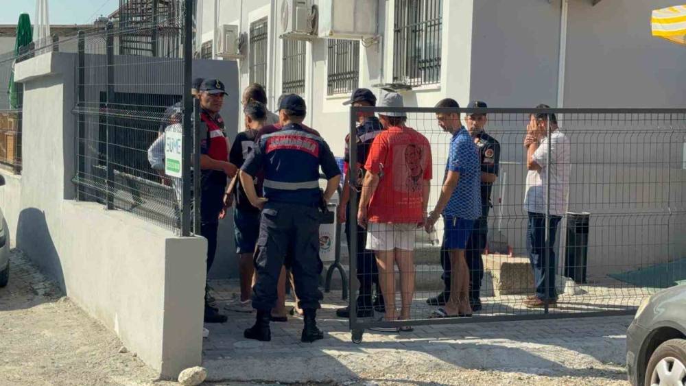 plajda kacis plani coktu cok sayida kisi gozaltina alindi 1