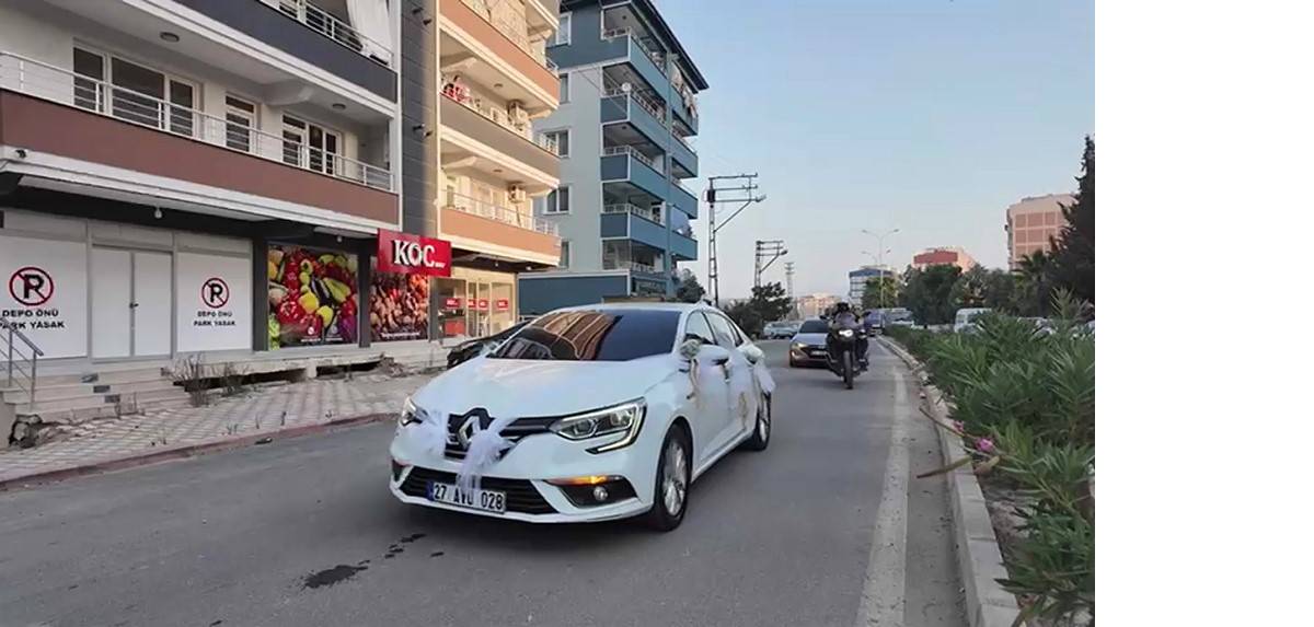 polislerden buyuk vefa kina gecesinde yalniz birakmadilar 2 pqdM93t2