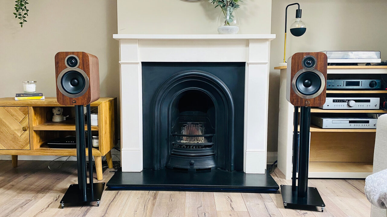 q acoustics merakla beklenen hoparlorleri satista 2 jnrm3ETU