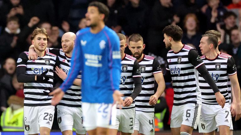 rangers queens parka yenilerek iskocya kupasina veda etti 1 rttaBpSK