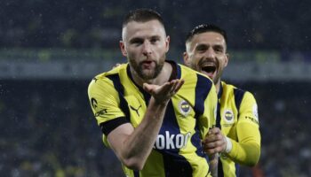 resmen duyurdular milan skriniar ezeli rakibe imza atiyor fenerbahceliler soka girdi YVeuvQMu