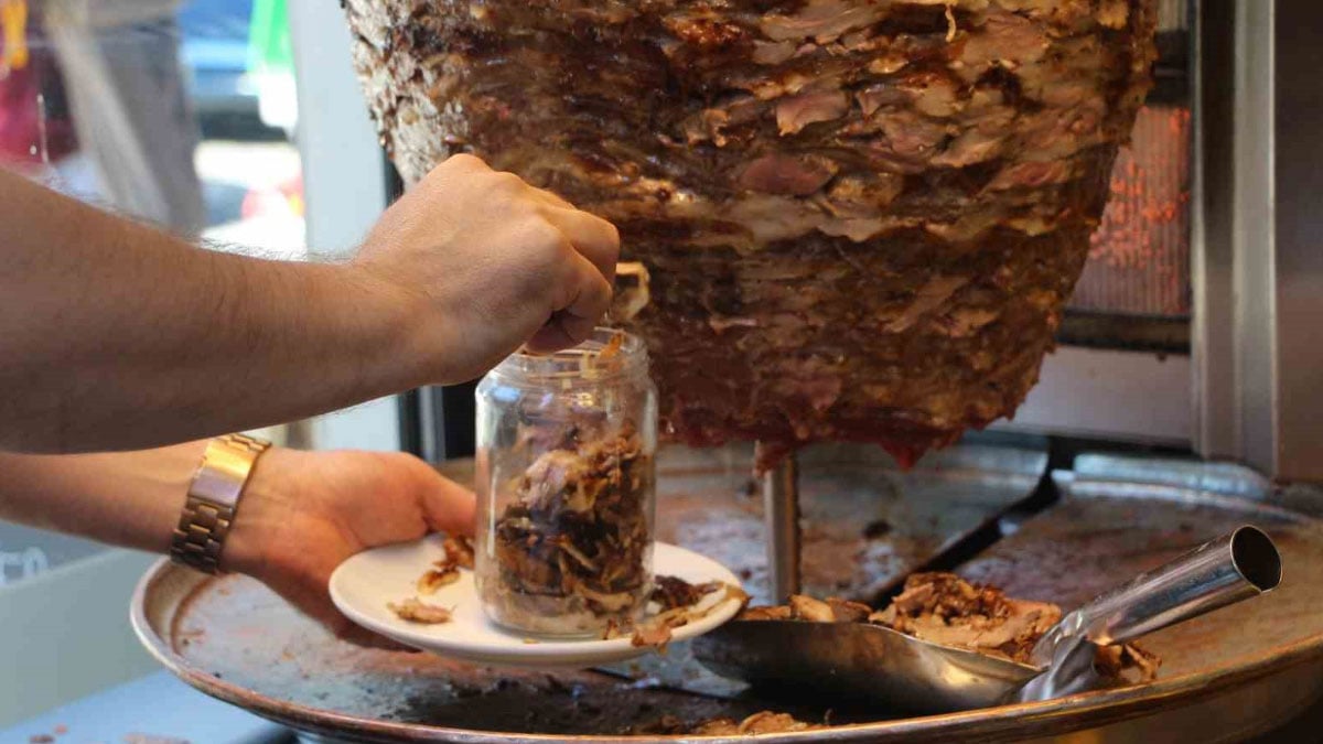 rizeden kavanozlarla yola cikiyor istanbula bursaya gidiyor 2 JX8bU2pY