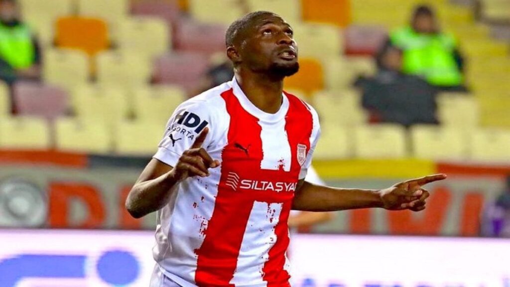 Rogerio Thuram yeniden Pendikspor'da 1 rogerio thuram yeniden pendiksporda P68IePOU