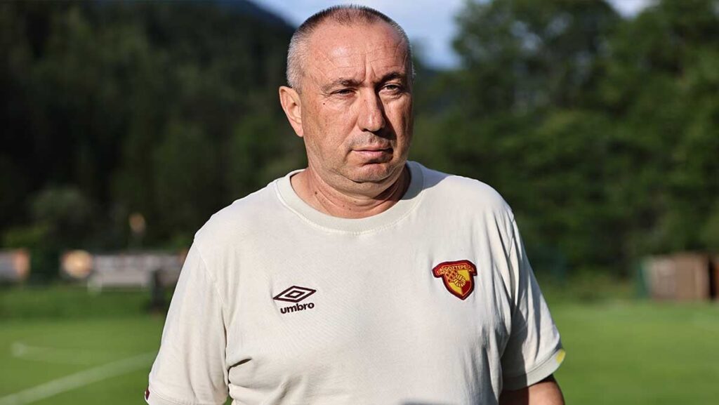 romuloya teklif yagiyor stoliov isyan etti oynatacak oyuncu yok wP8f46uJ