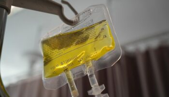saglik bakanligindan sari serum uyarisi rWrCRYf7