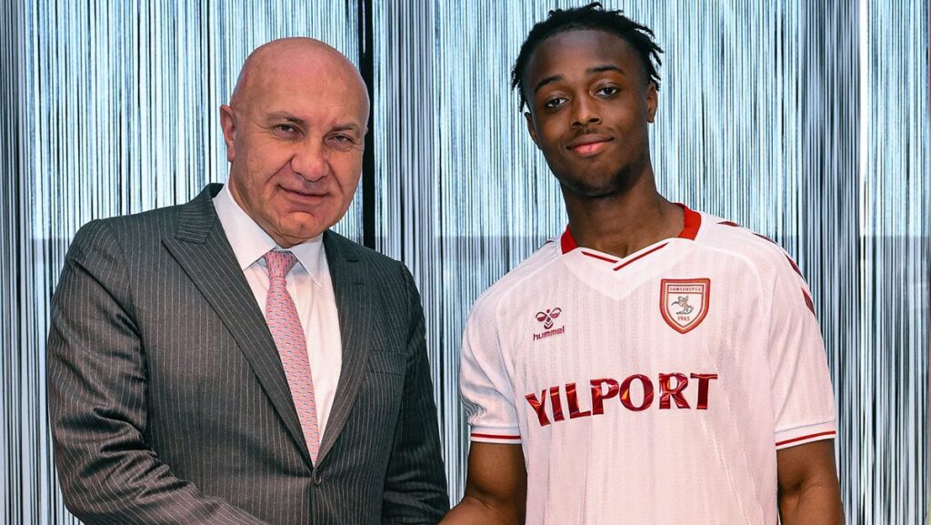 samsunspordan alexander isak tarzi hamle 5 yillik imza GXK3nj6p