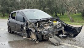 su kanalina carpan otomobilin surucusu yaralandi xpJpi96w