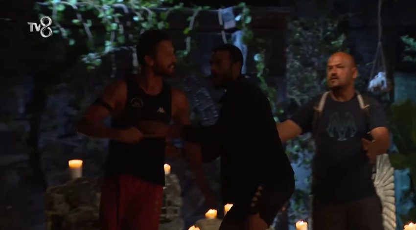 survivorda tansiyon yukseldi acun ilicali o goruntuleri sansurledi 0 nfdQY5Bd