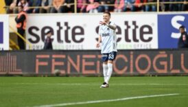 szymanski fenerbahce tarihine gecti qR4xTJa8