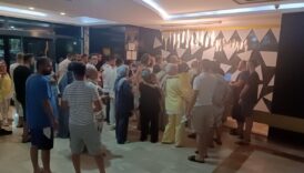 tatil yerine eylem yaptilar turistler bodrumda resepsiyon basti Zc2Qi59t