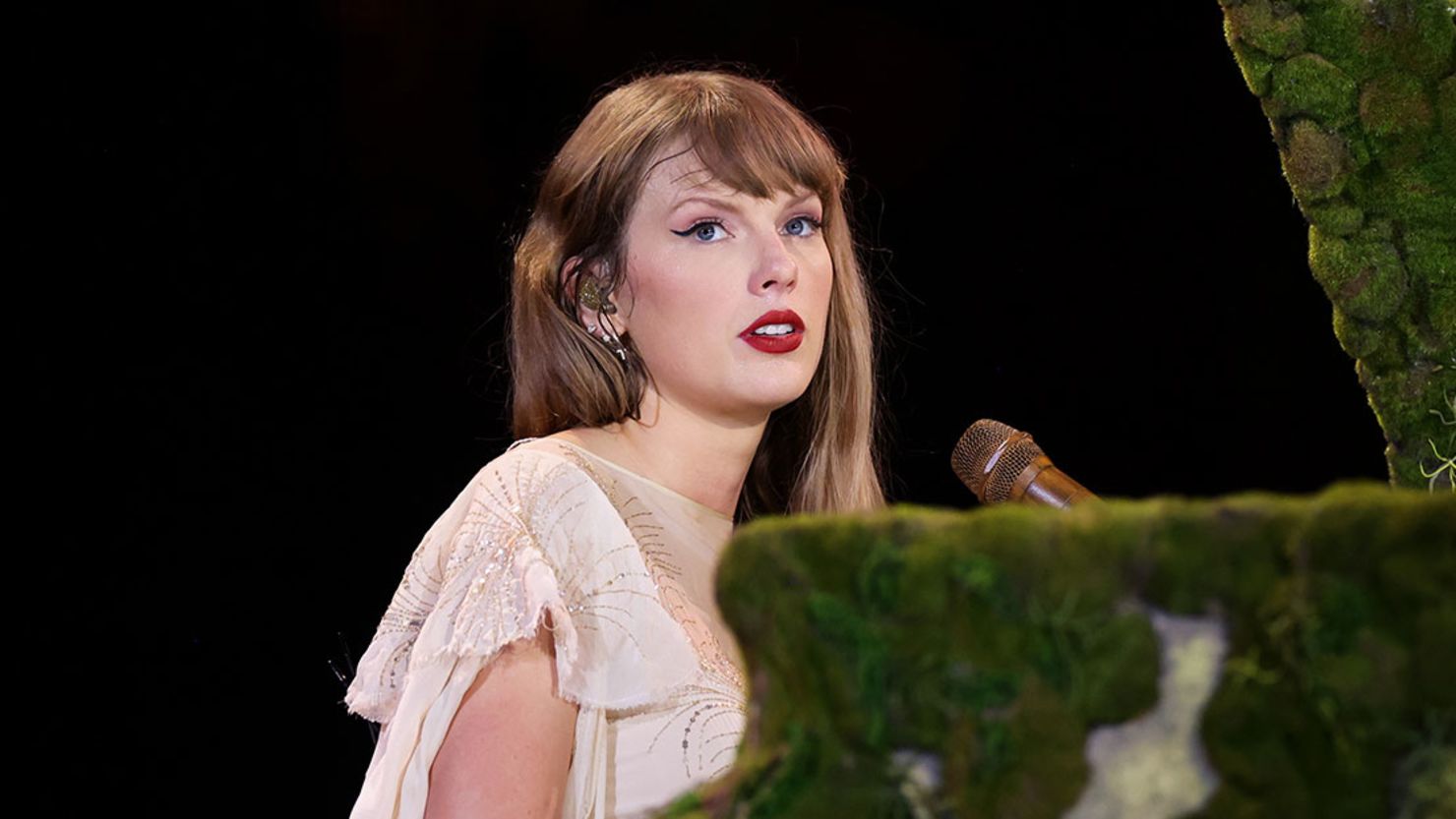 taylor swiftten super bowl 2025 oncesi new orleans cikarmasi 5 2IsVu1WG