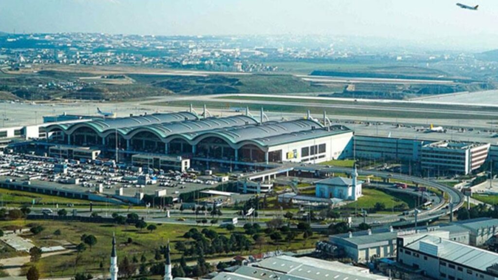 tek pistte yolcu ve ucus rekoru kirildi MPmYHOMu
