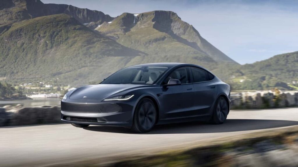 teslanin yeni modeli piyasayi ele gecirdi simdiden 3 milyonu asti BvqqQ2C6