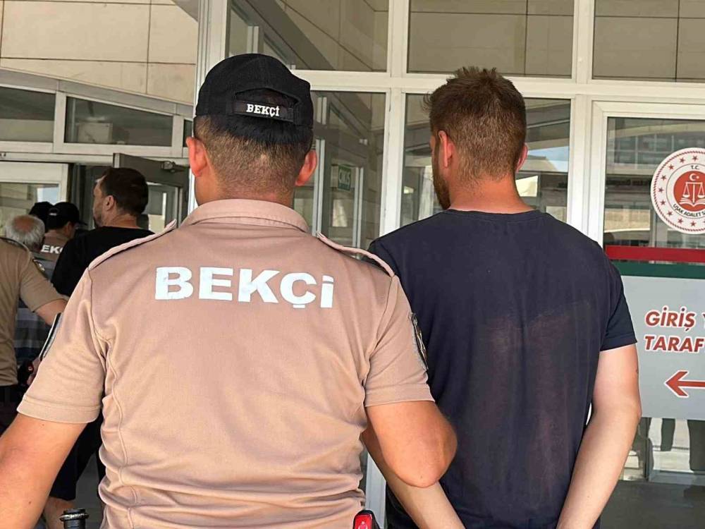 toprak kaymasinda 2 kisi hayatini kaybetmistiyeni gelisme 3 y8F3CyT8
