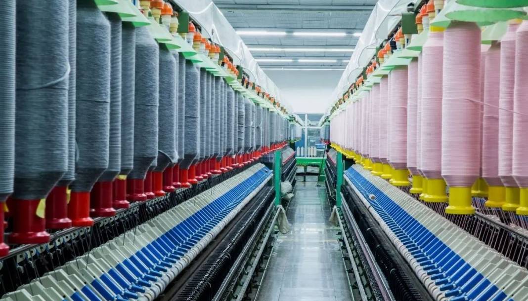 Türkiye'nin 2 tekstil devi iflasın eşiğinde. Yüzlerce kişiyi işsiz kalma korkusu sardı 4 turkiyenin 2 tekstil devi iflasin esiginde yuzlerce kisiyi issiz kalma korkusu sardi 3 KqU1Vkg1