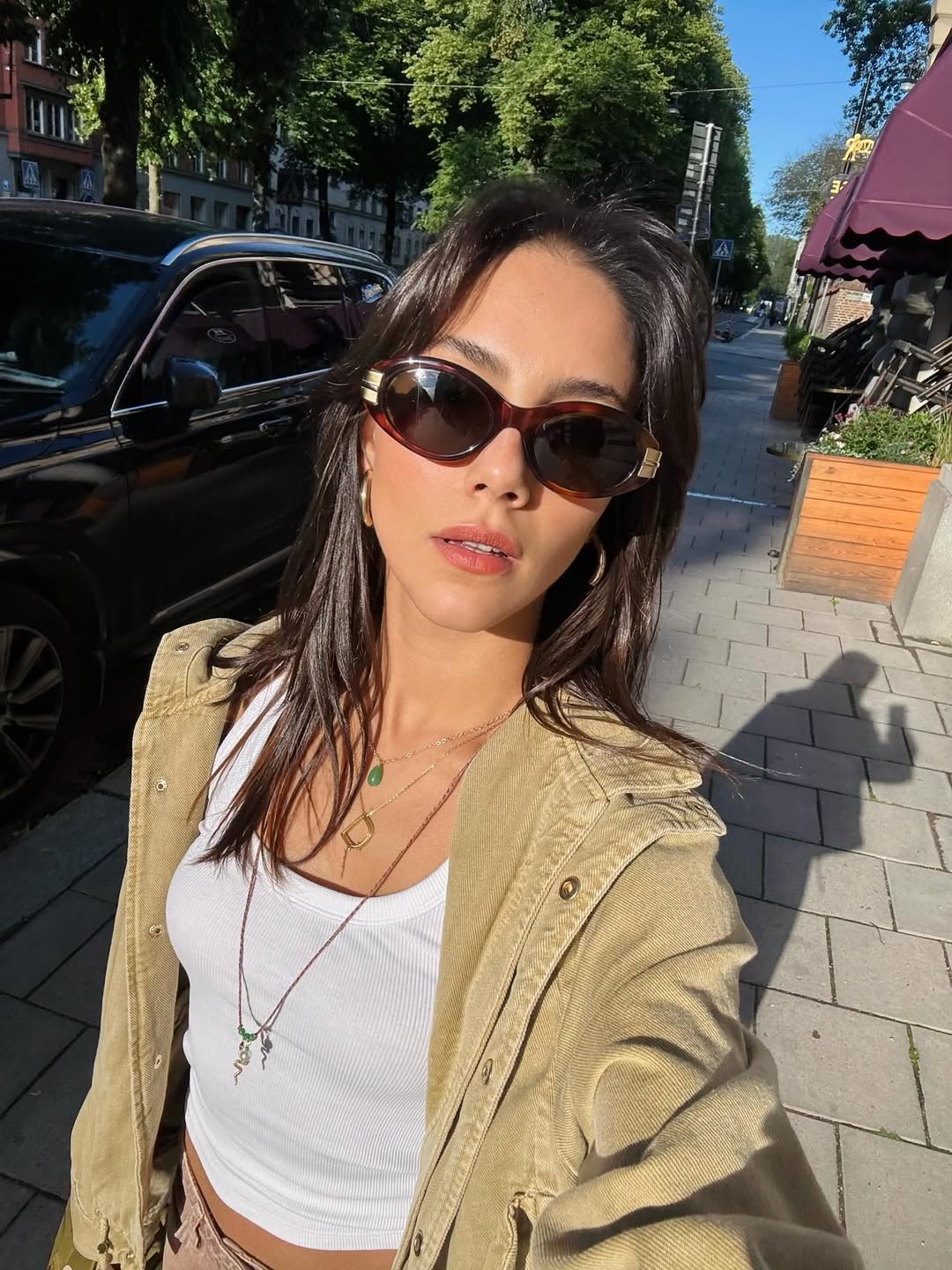 uzak sehirin zerrini dilin dogerden cesur pozlar kaya ve demir yorumlari 8 S6hBsKD8