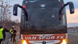 vanspordan tasli saldiri sonrasi aciklama geldi ePTDFeWa