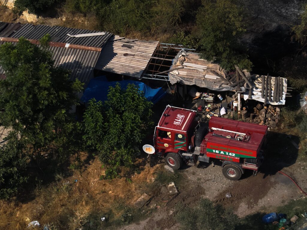 Yalova'da arazi yangını 1 yalovada arazi yangini B4ciEpaO