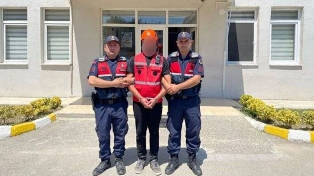 yangin bolgesinde sahte akutcu 105 suc kaydi cikti ZLTIv8XD