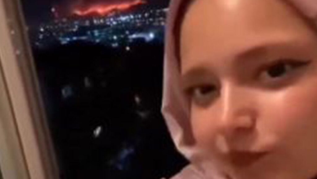 yangini arka fona alip sarki soyledi tepki yagdi IYSN2kls