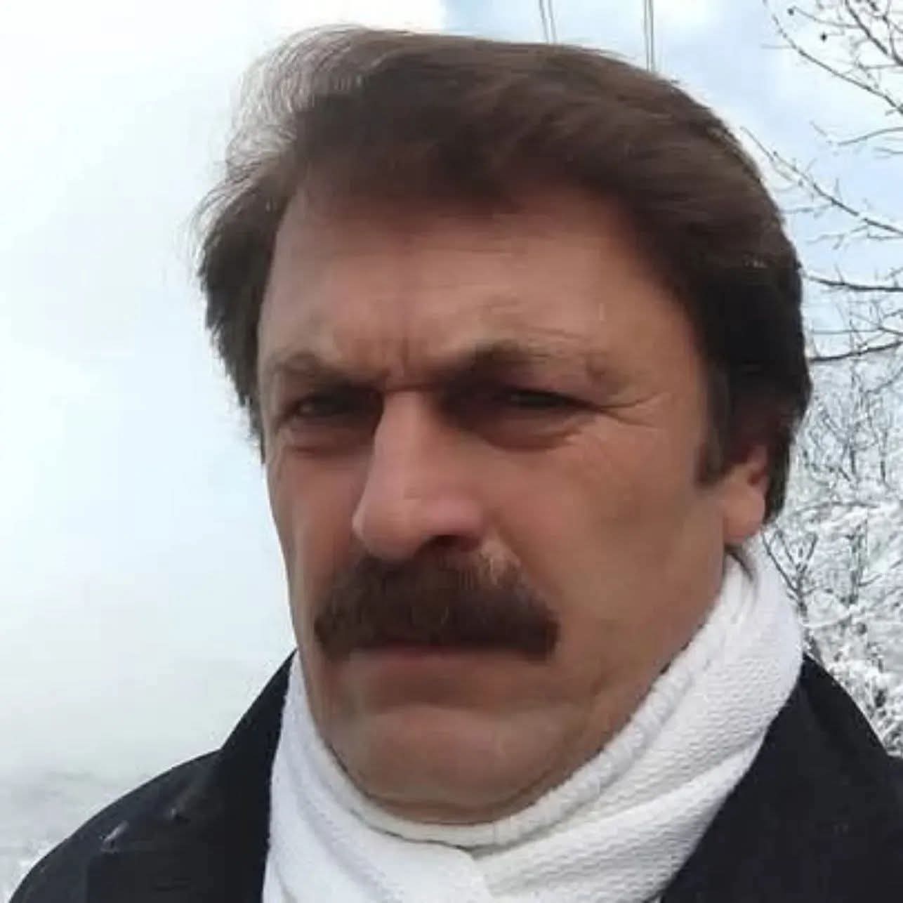yolda goren kadir inanir saniyor 0 1LIDkh7S