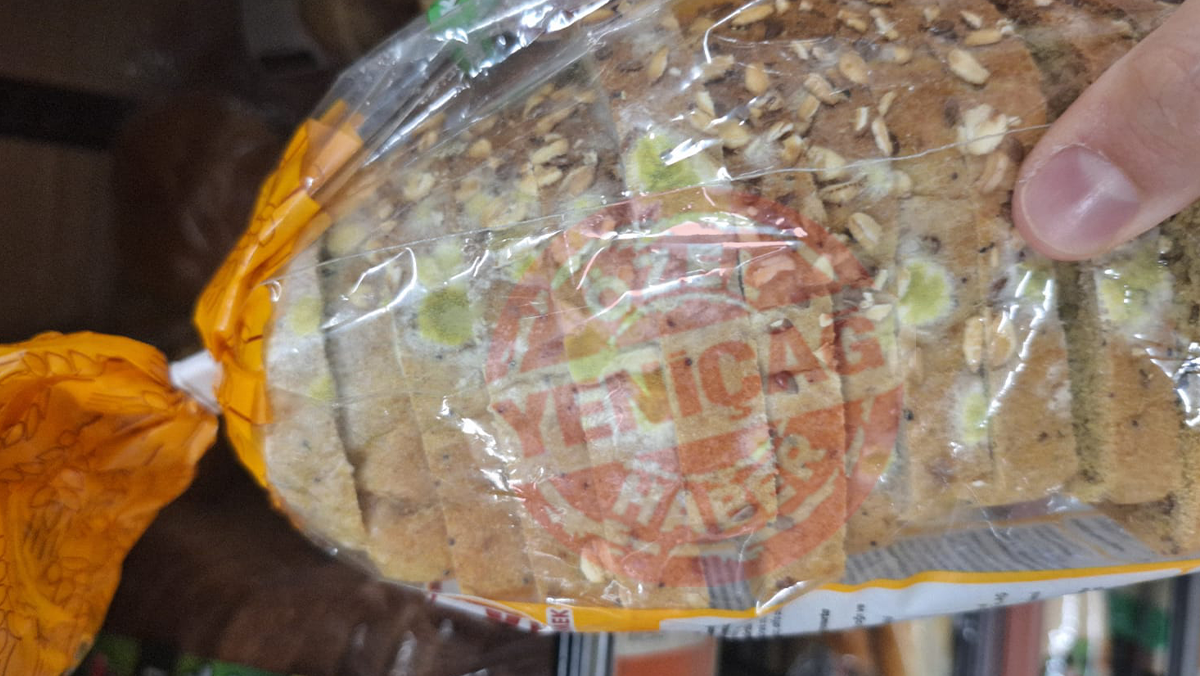 zincir markette kuflu ekmek skandali 0 2C34byVU