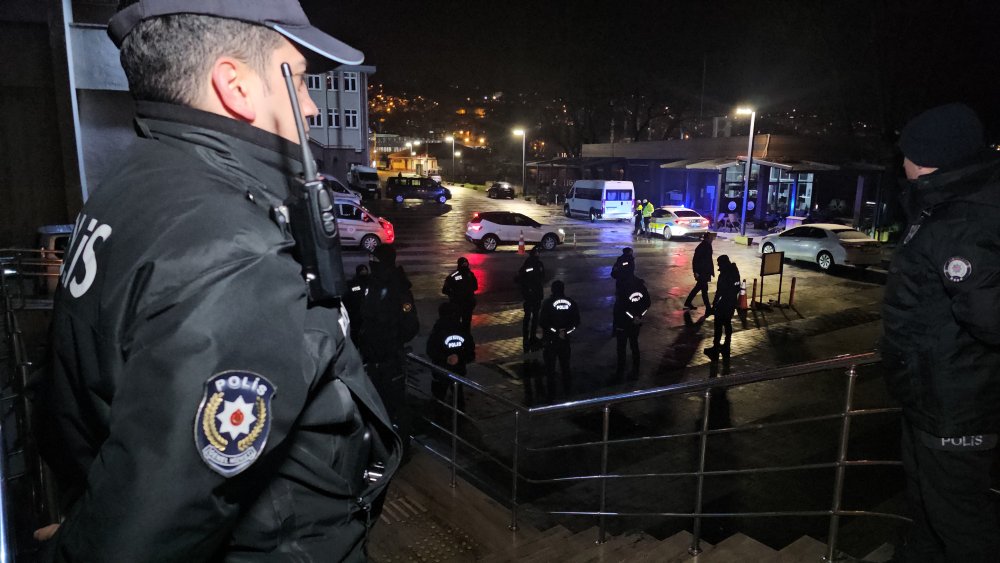 zonguldakta tefeci operasyonu gozaltina alindilar 2 GROtPFyB