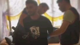 33 yil hapis cezasi vardi yakalandi 1jtUJpbm