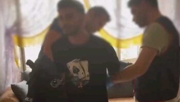 33 yil hapis cezasi vardi yakalandi 1jtUJpbm