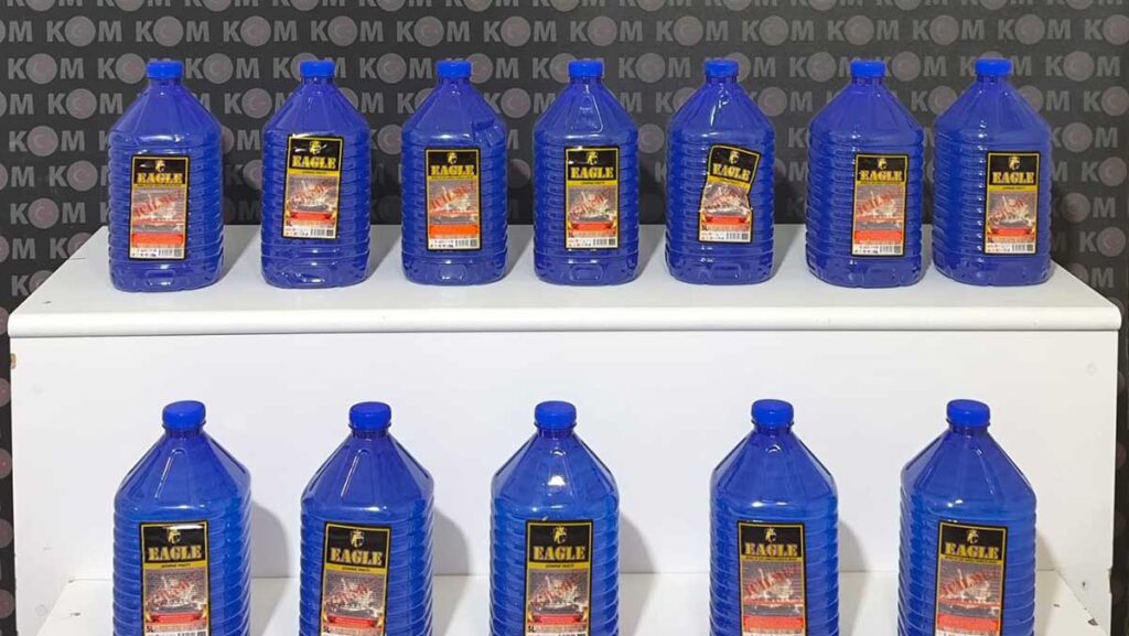 60 litre ele geçirildi: Kaçak üreteceklerdi 1 60 litre ele gecirildi kacak ureteceklerdi lMP3CfuK