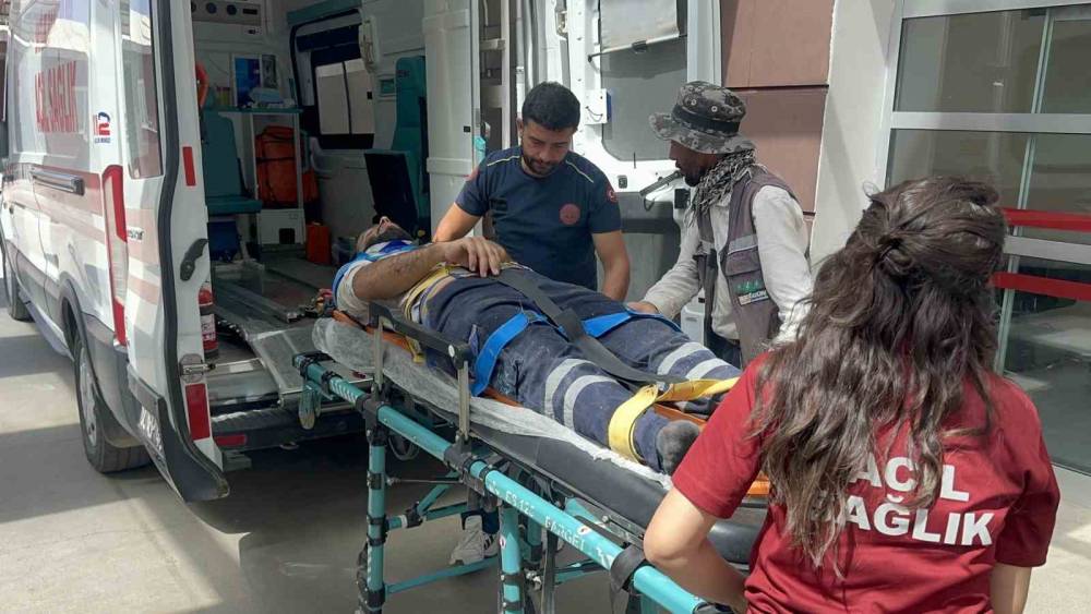 adiyamanda yuksekten dusen isci yaralandi 1