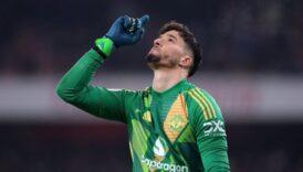 altay bayindir manchester uniteda kupa kazandirdi JqBaPKi7