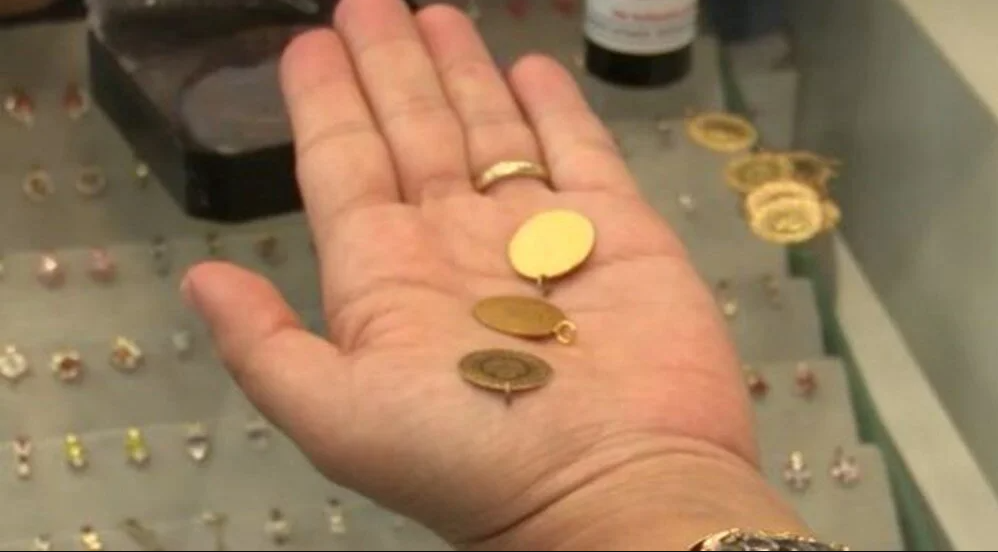 altin alacaklar dikkat gorunusu ceyrek altina cok benziyor bunu bozdurmak neredeyse imk nsiz 0 X9uJb6Y9