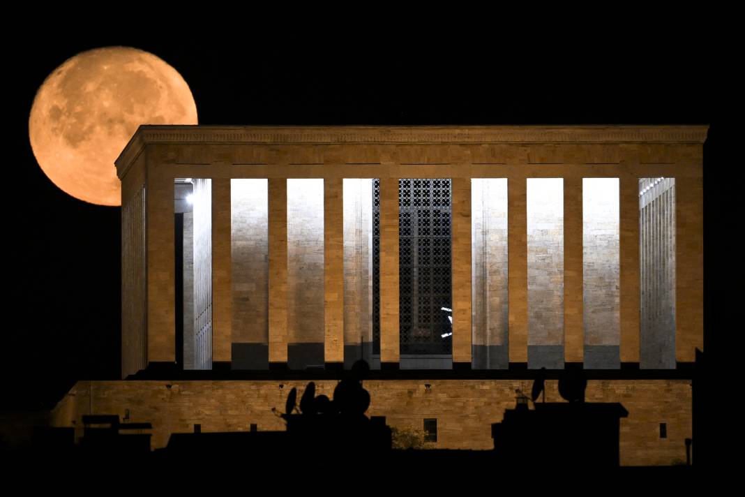 Anıtkabir'de büyüleyen görüntü 4 anitkabirde buyuleyen goruntu 3