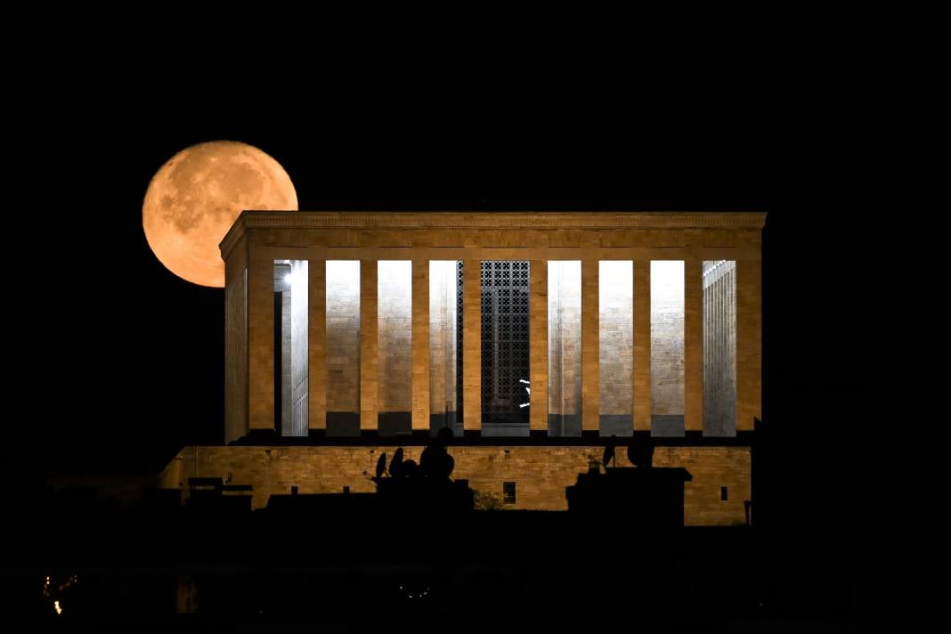 Anıtkabir'de büyüleyen görüntü 6 anitkabirde buyuleyen goruntu 5 HOuTeBTv