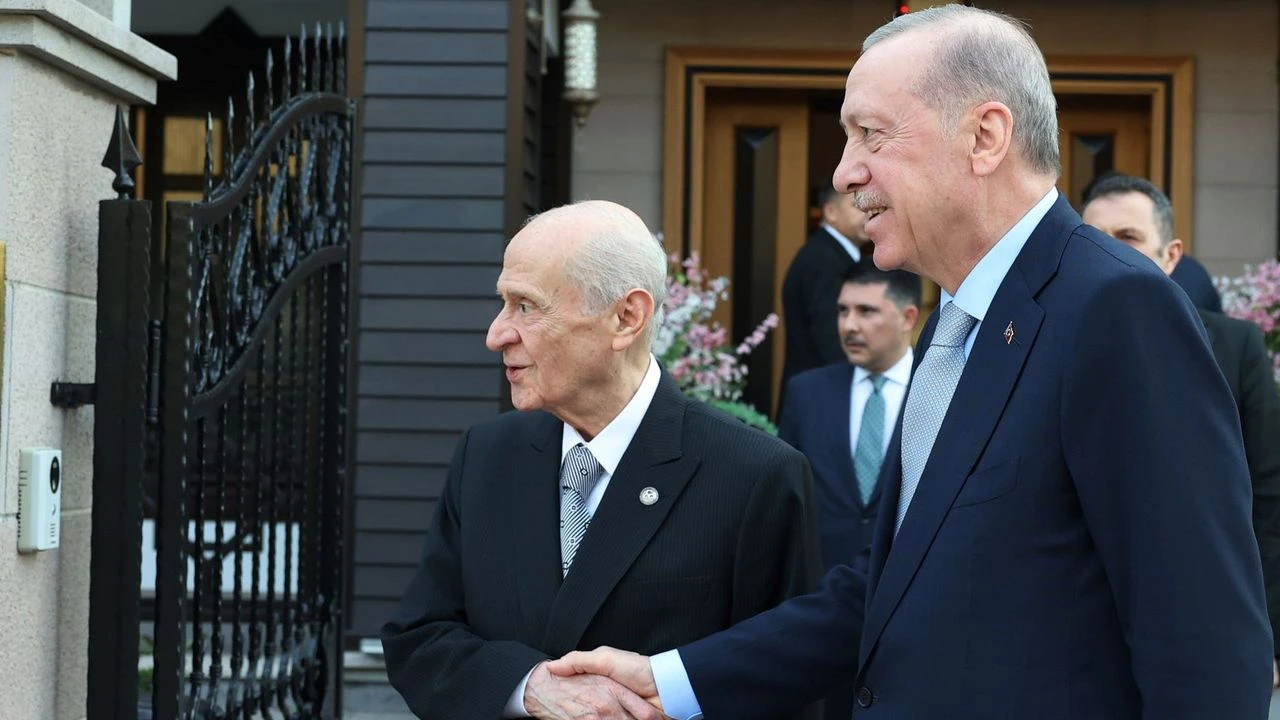 ankara kulislerini karistiran iddia erdogandan bahceliye yeni gorev 1