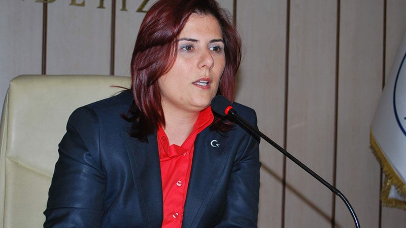 ankara siyasetinde fuze gibi dustu 4 belediye baskani akpye gececek aralarinda buyuksehir de var hOJSZSpe
