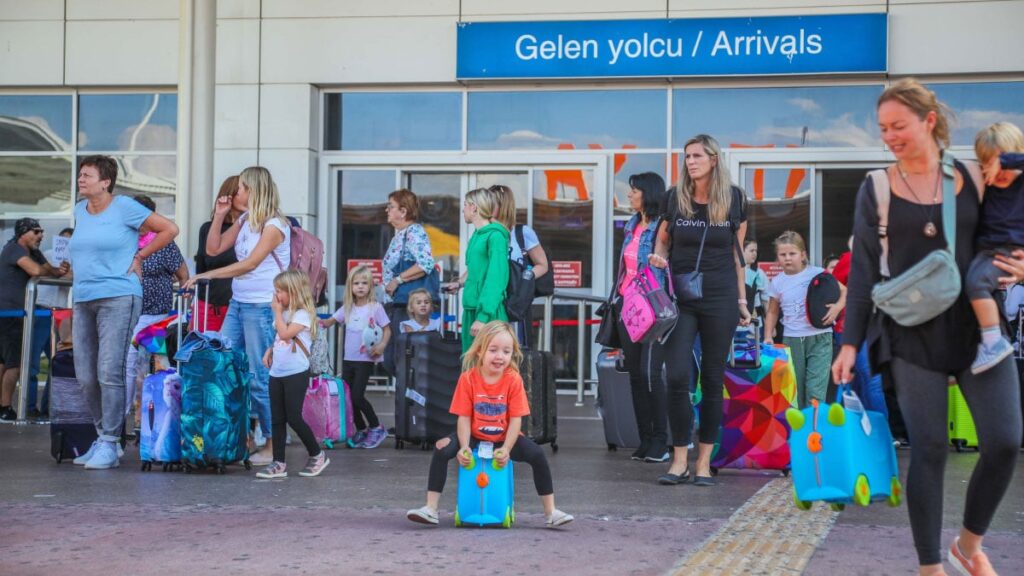 antalya icin yeni hedef aciklamasi geldi 17 milyon turist OG16XZrd