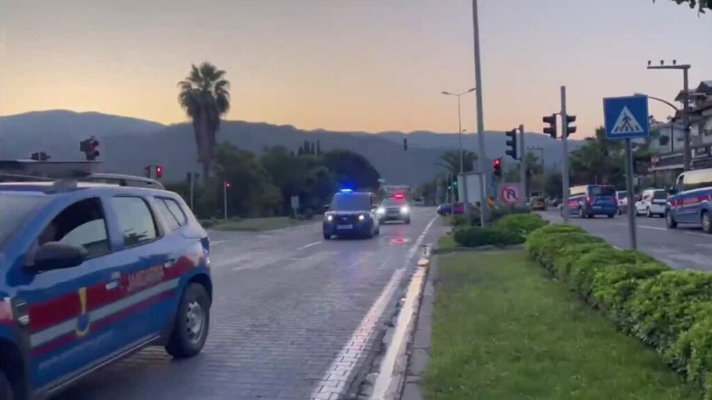 bakan yerlikaya duyurdu 5 ilde operasyon 43 supheli yakalandi zKjevs8u
