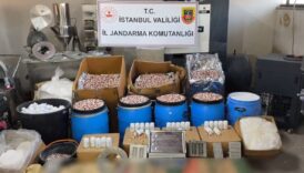 bakan yerlikaya duyurdu operasyonlar durmuyor 847 bin 600 adet ele gecirildi BWwQSJWb