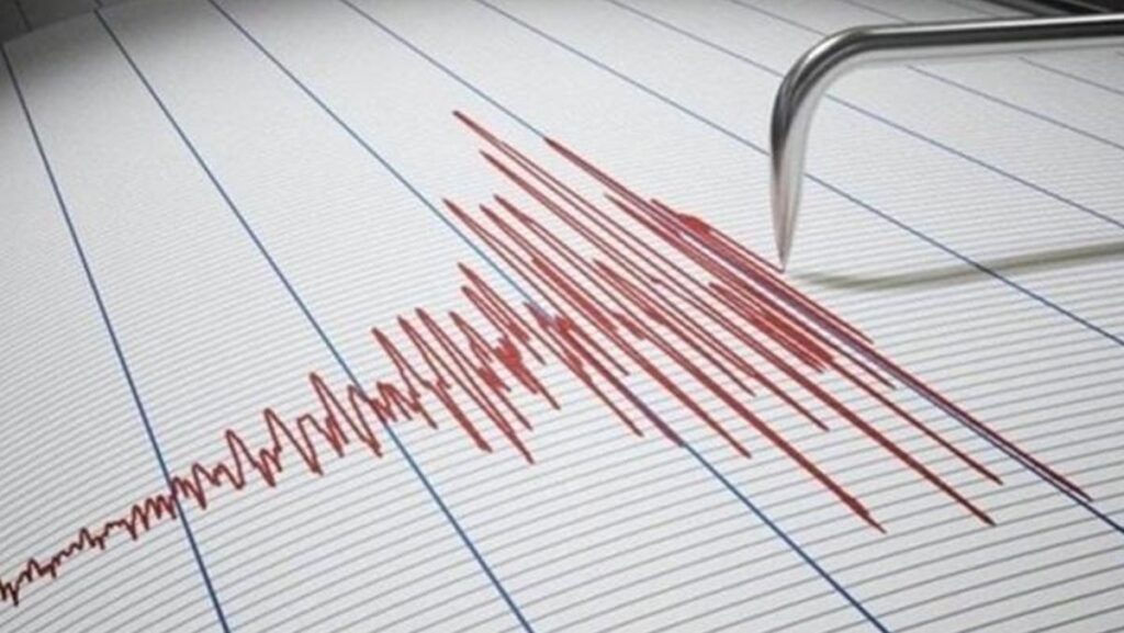 balikesir sindirgida 44 buyuklugunde deprem 1SiwGsWl