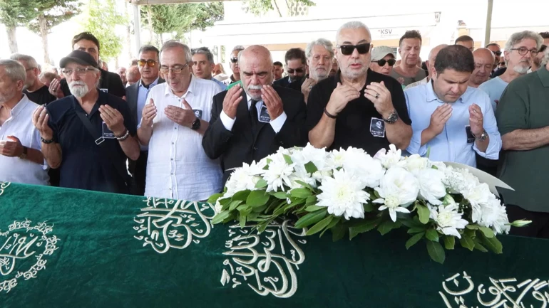 banu kirbag son yolculuguna ugurlandi 70lere damga vurmustu 2 PUf4Seel