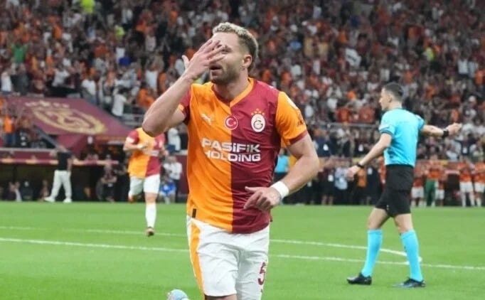 baris alper yilmaz krizinin perde arkasi ornek futbolcuydu protestocu oldu 0 UGUctO4p