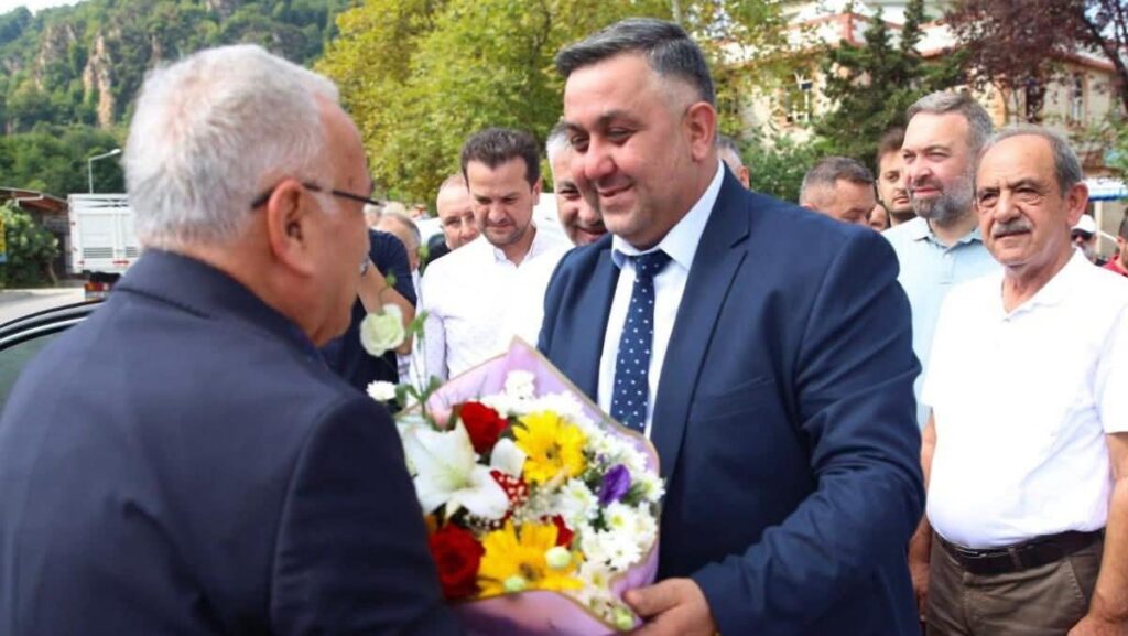 baskan gulerden sanayi esnafina mujde SOOwD9ha